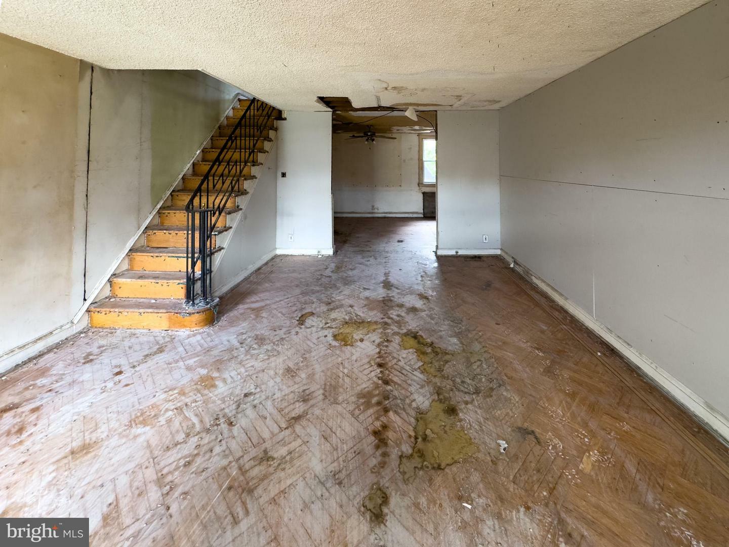 Property Photo: 2244 E Washington Lane PA 19138