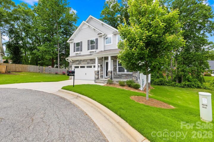Property Photo: 106 Kirsche Court NC 28115