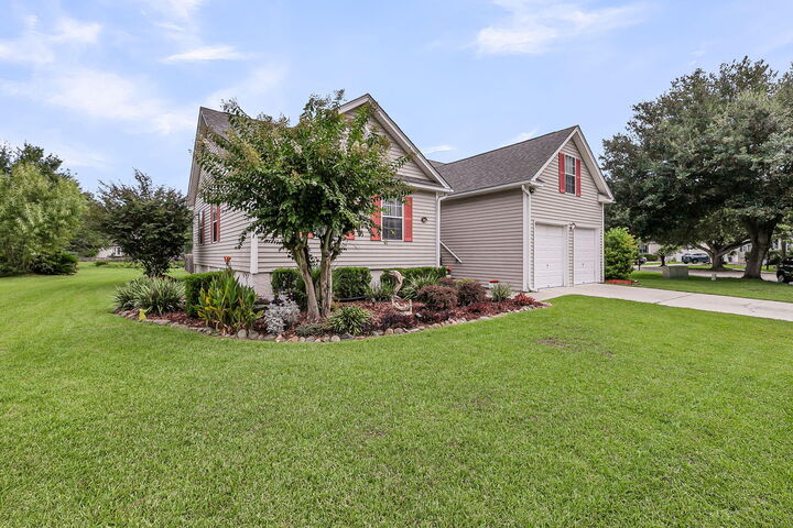 Property Photo:  114 Sea Cotton Circle  SC 29412 