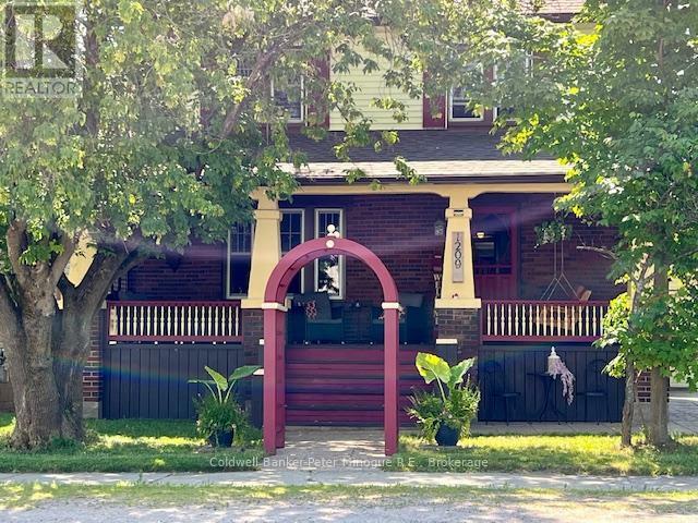 Property Photo:  1209 Hammond Street  ON P1B 2J2 