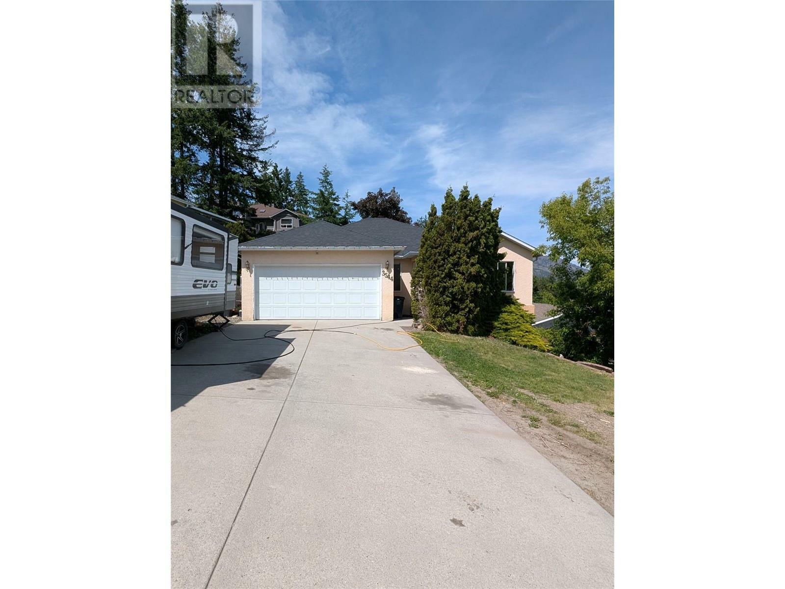 Property Photo: 3544 Glen Eagles Drive BC V4T 2L5
