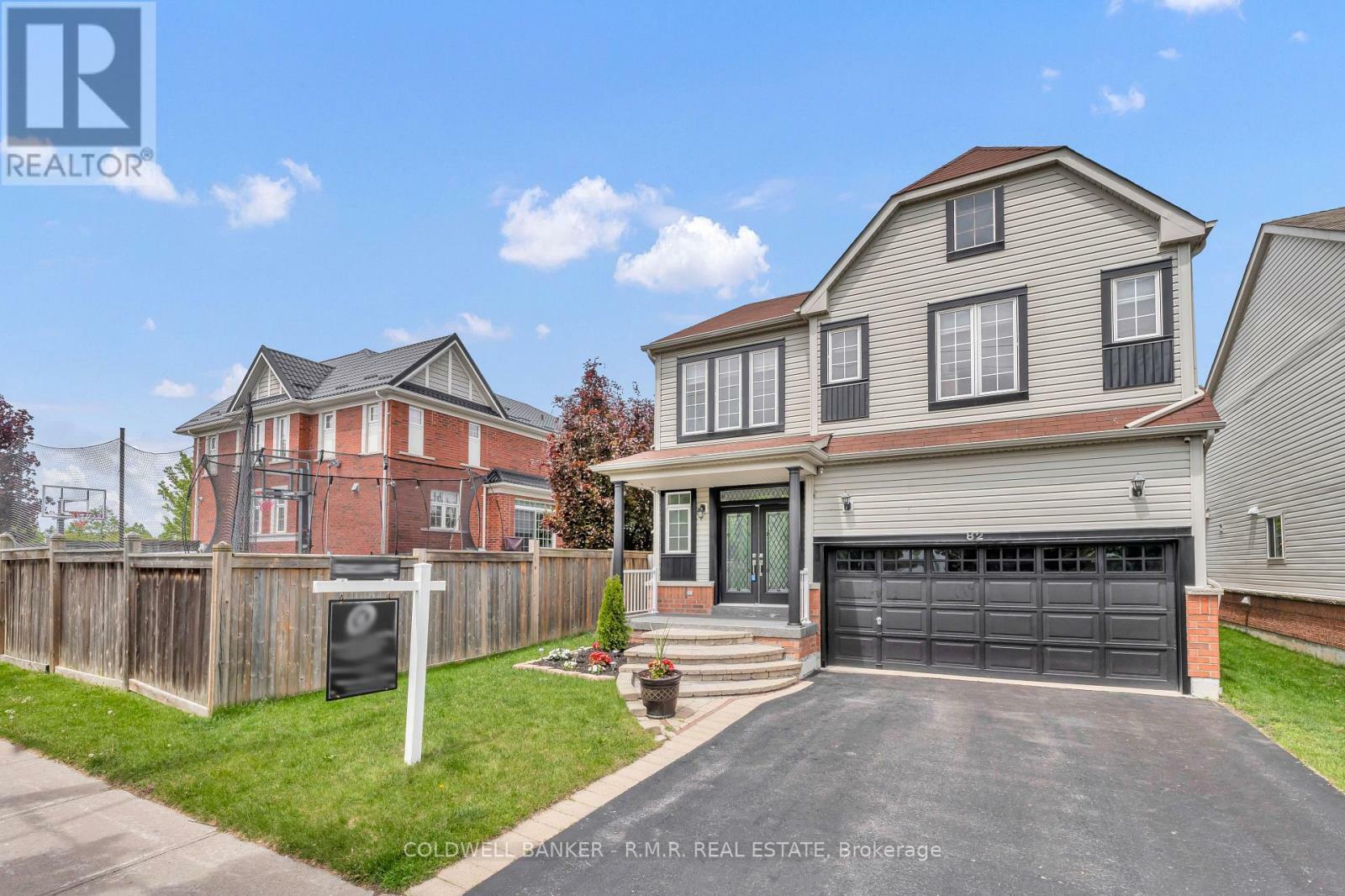 82 Vipond Road  Whitby (Brooklin) ON L1M 2P2 photo