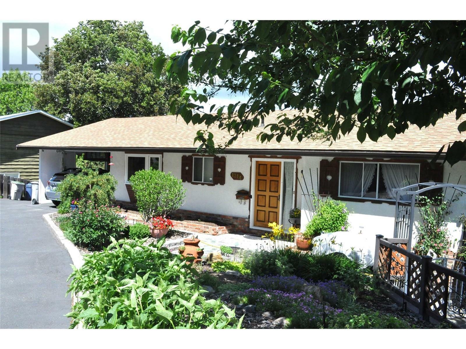 Photo de la propriété: 1214 Clearview Drive BC V2C 5E5