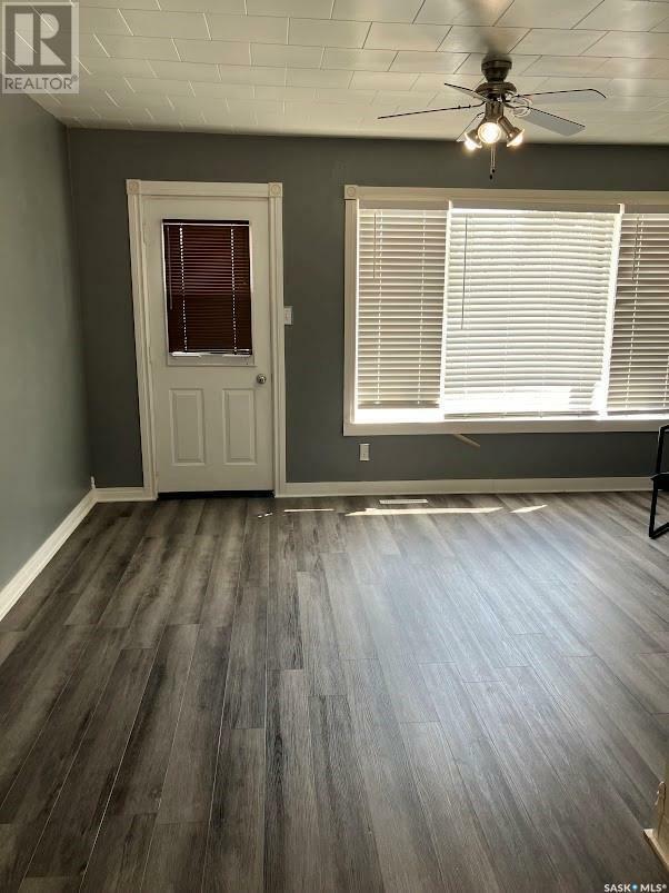 Property Photo: 411 1st Street SE SK S0A 1N0