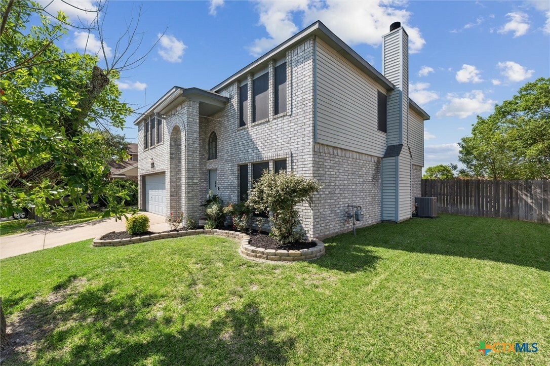 Property Photo: 315 Barber Drive TX 76522