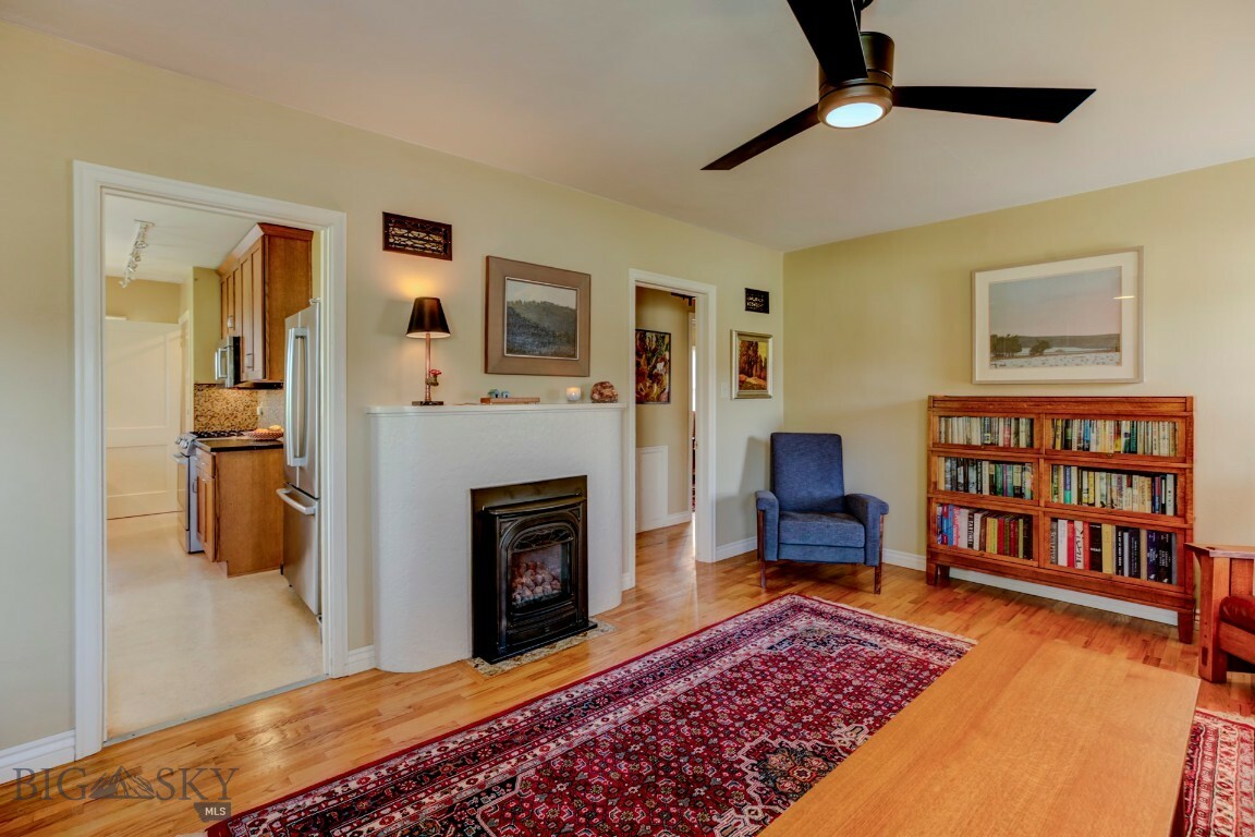 923 W Clark Street  Livingston MT 59047 photo