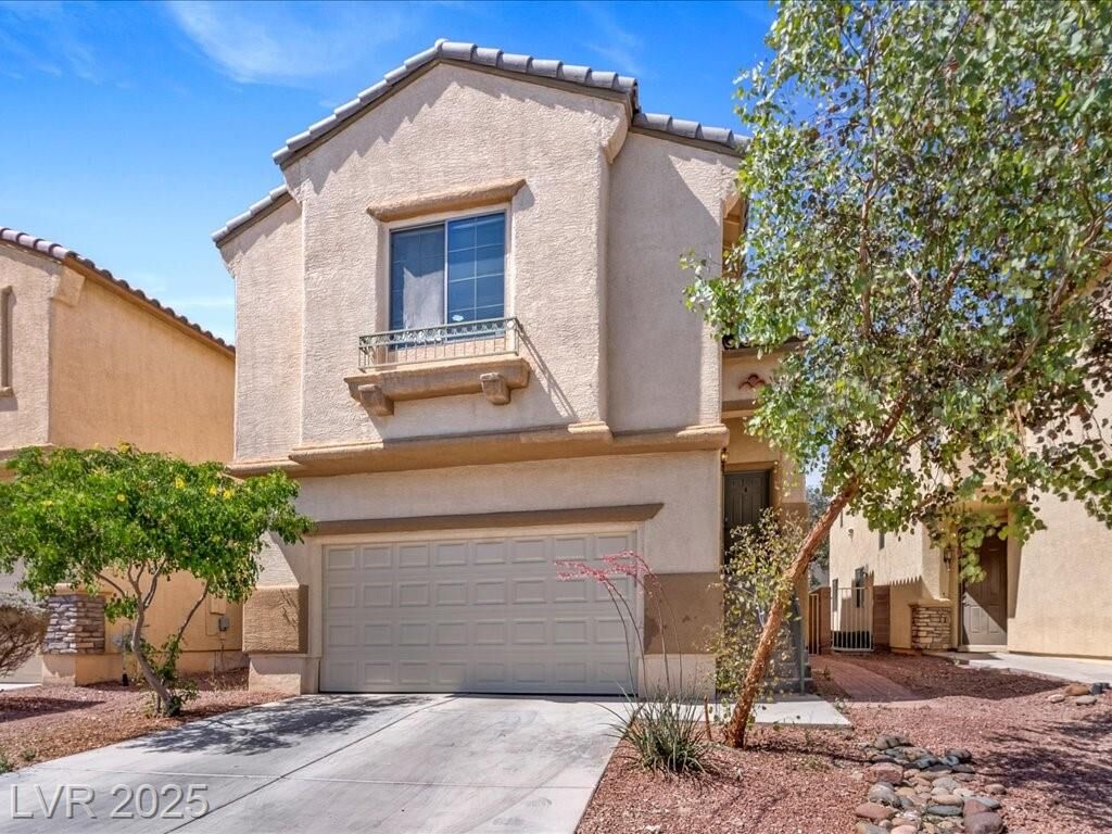 Property Photo: 3040 Balcones Fault Avenue NV 89081