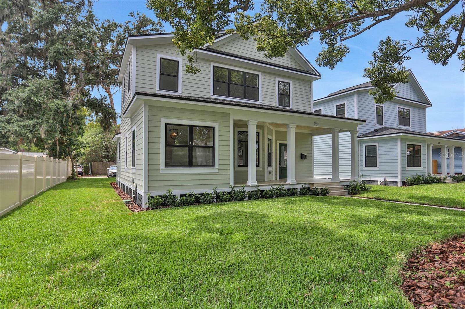 Property Photo: 731 S Missouri Avenue FL 33815