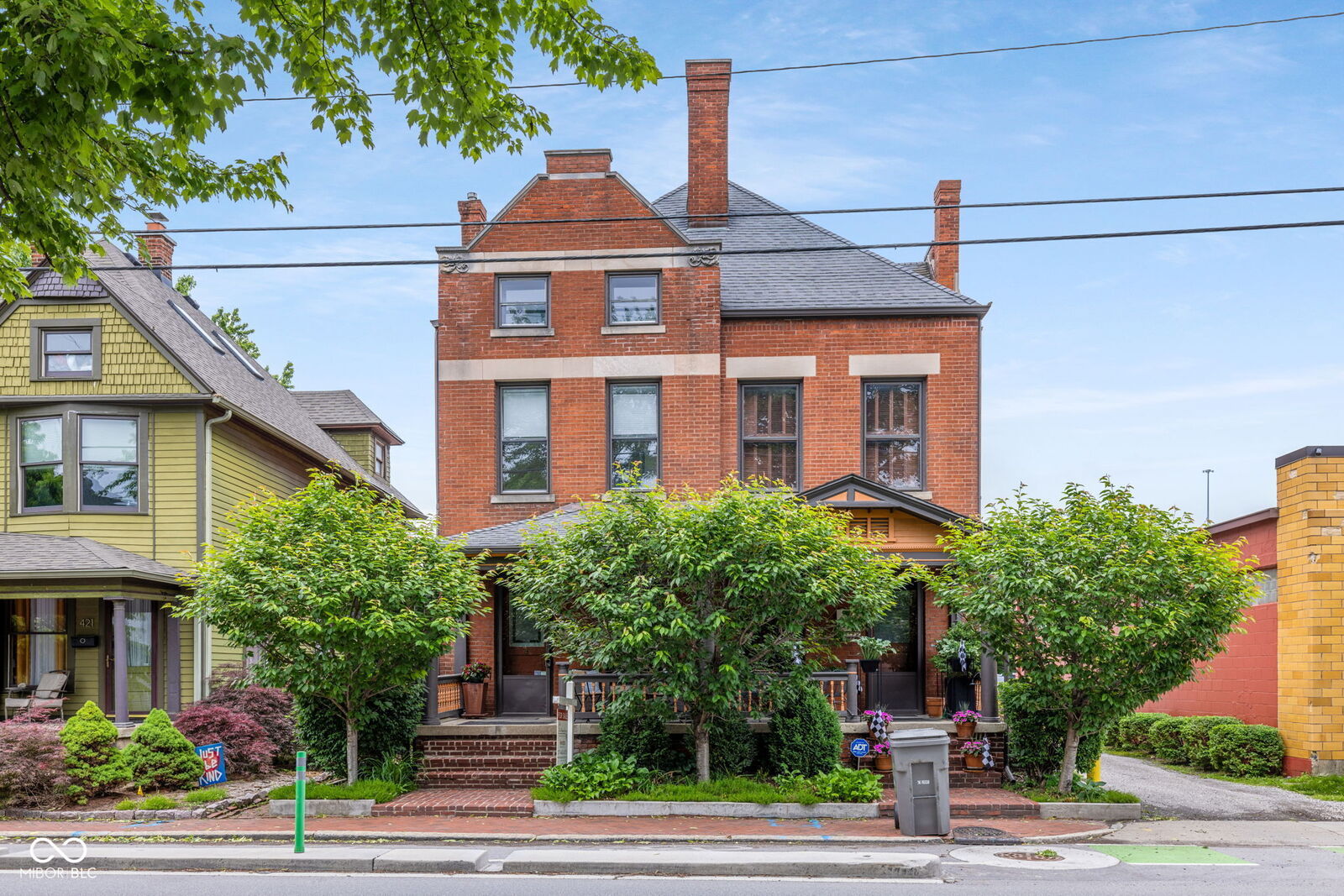 Property Photo: 419 N College Avenue IN 46202