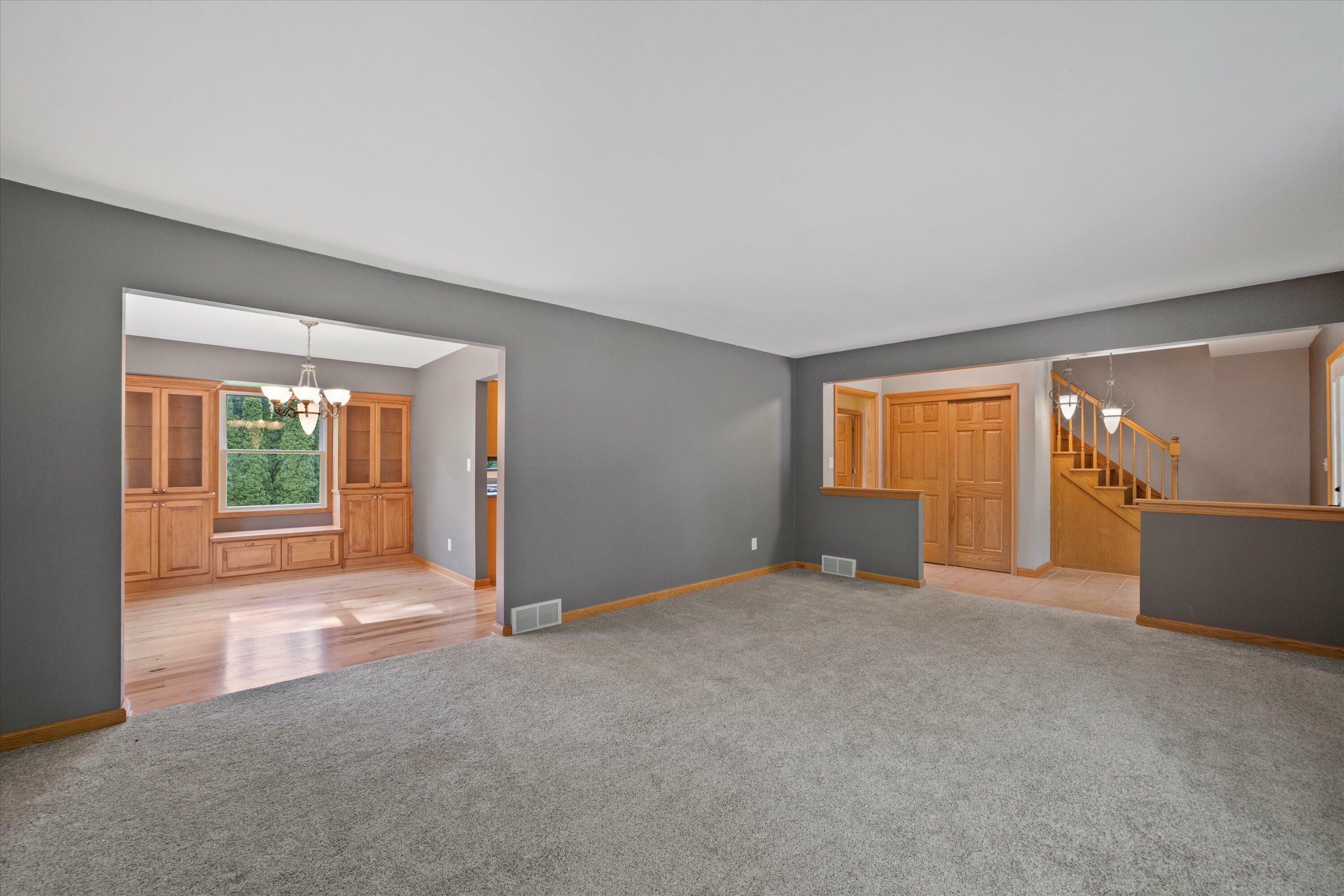 Property Photo: N77w7007 Oak St WI 53012