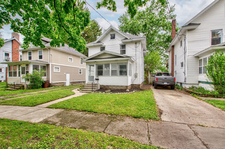 1118 Burr Street  Jackson MI 49201 photo