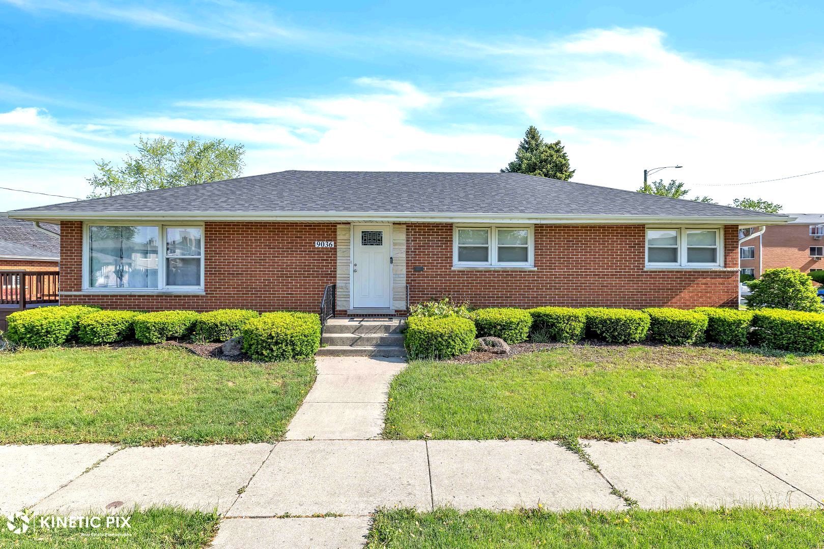 Property Photo: 9036 Walnut Avenue IL 60131