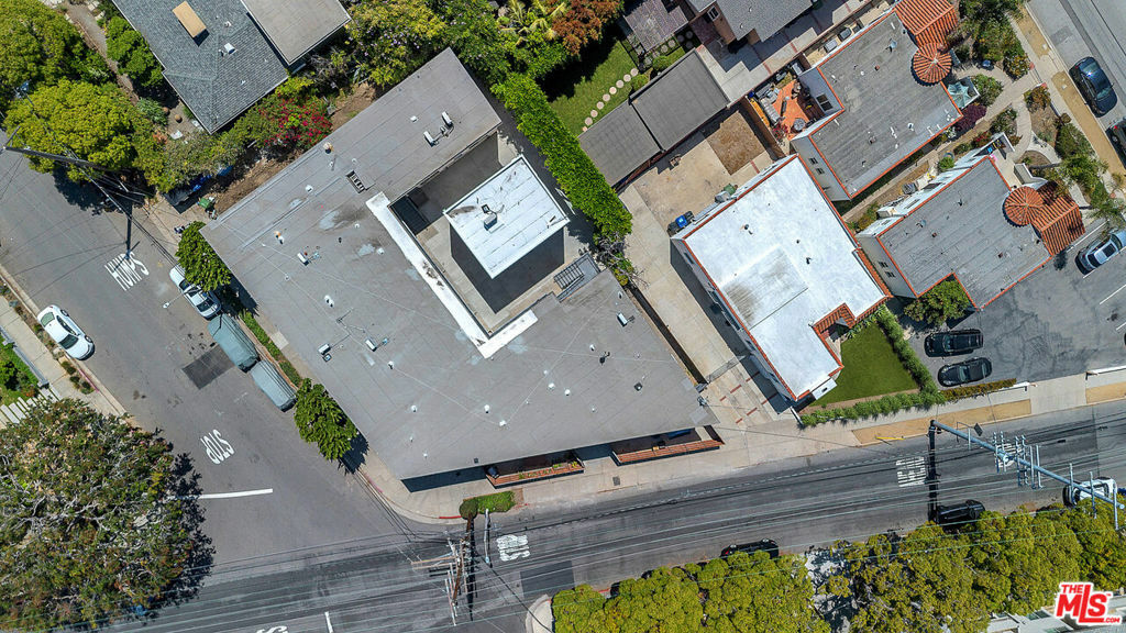 Property Photo: 2001 Penmar Avenue CA 90291