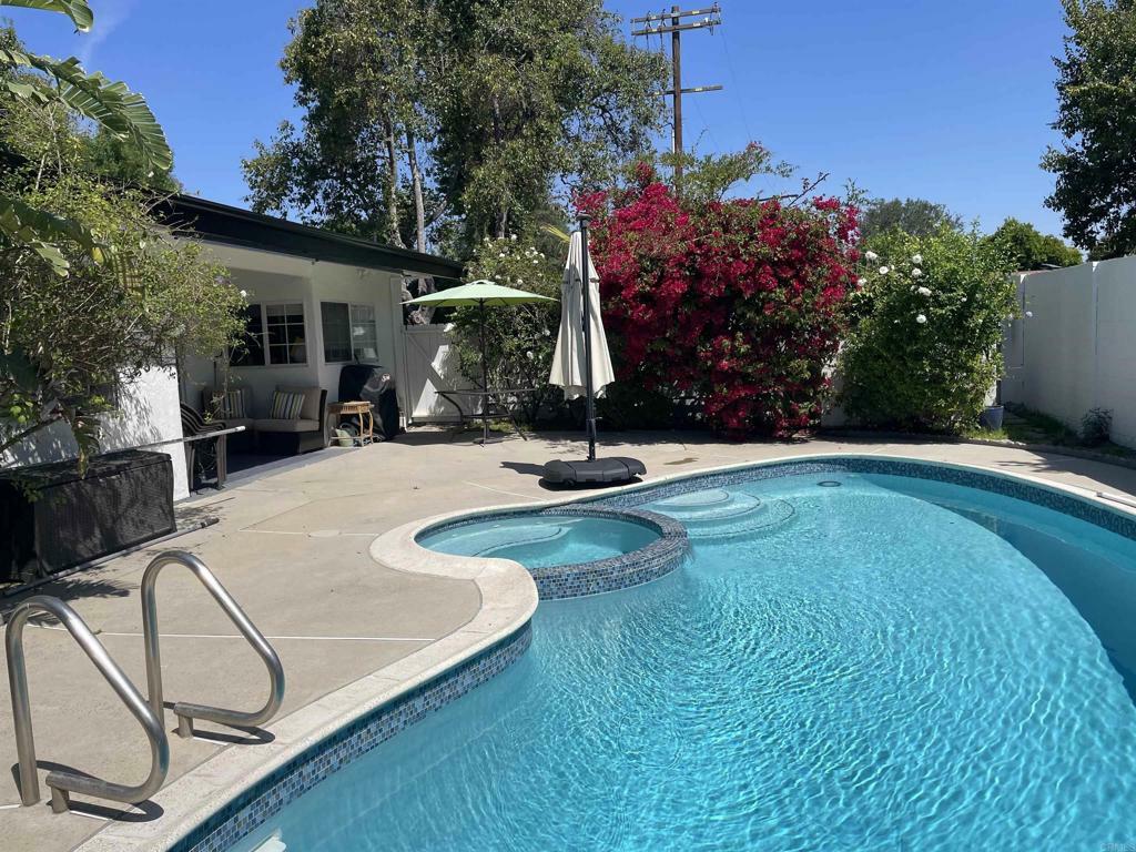 Property Photo:  6860 Whitaker Avenue  CA 91406 