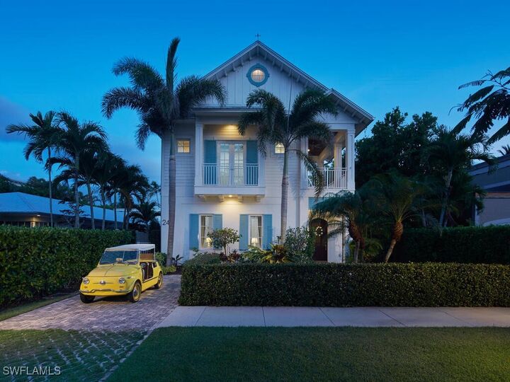 242 2nd Avenue S  Naples FL 34102 photo