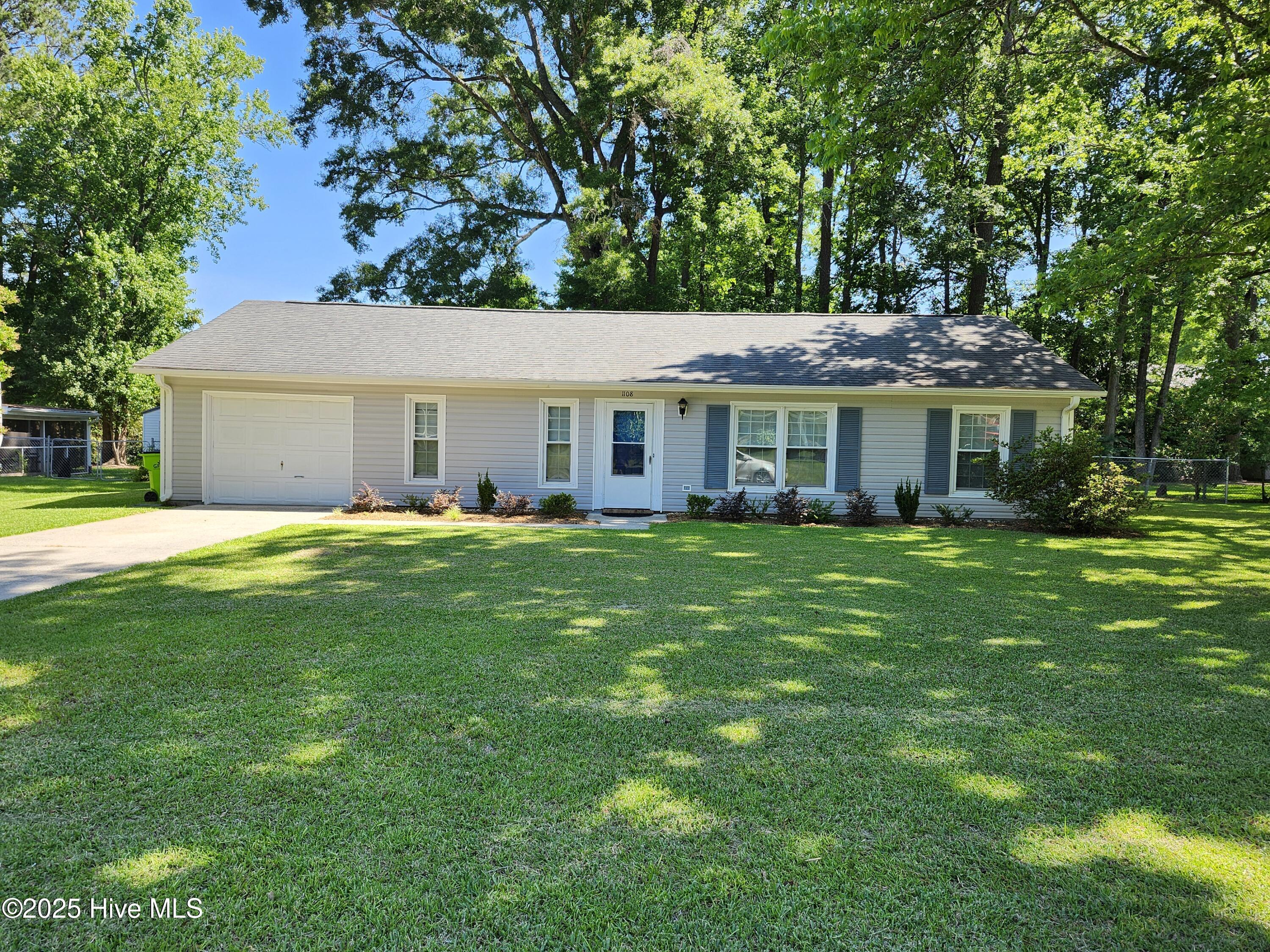Property Photo:  1108 Plymouth Drive  NC 28562 