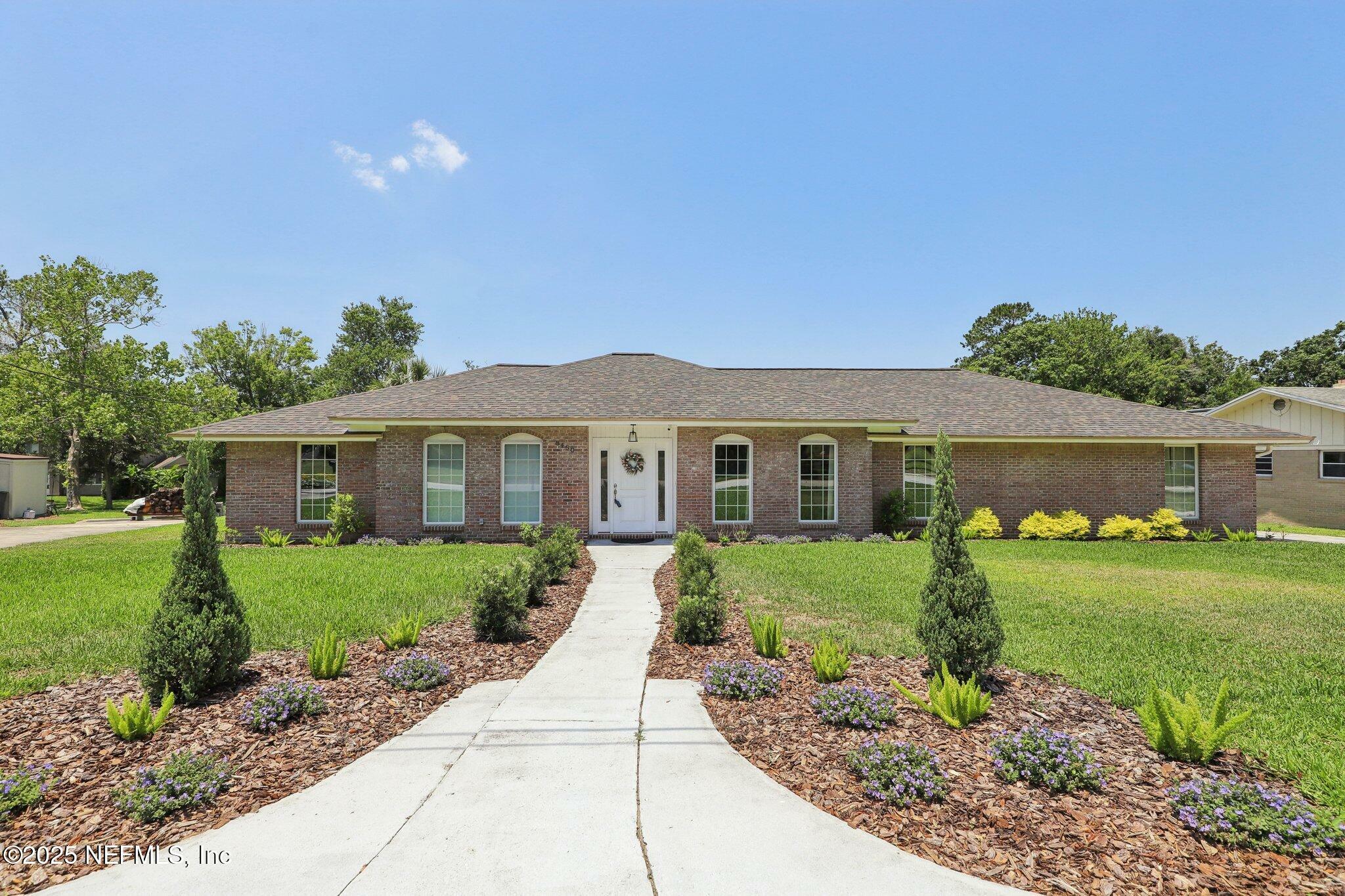 Property Photo: 8450 Allerton Lane FL 32256
