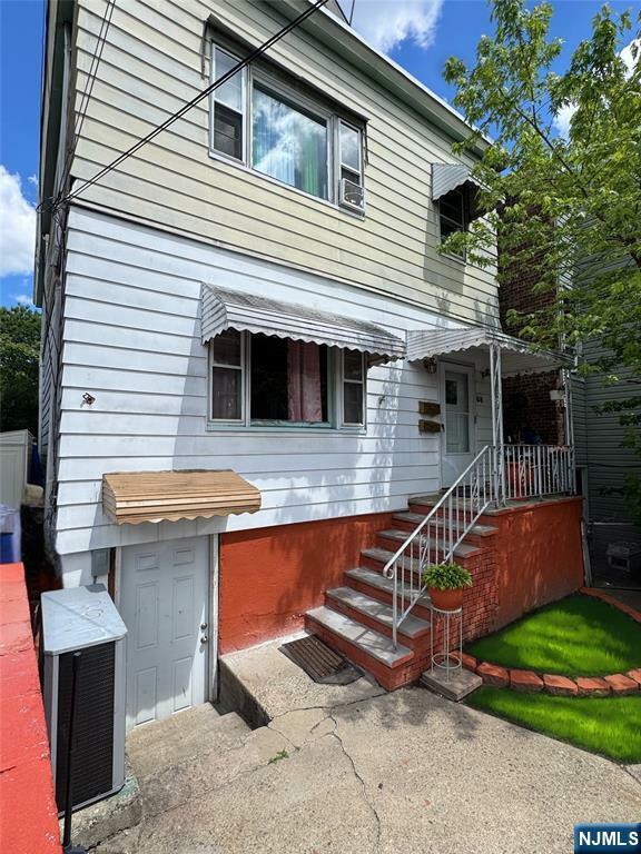 Property Photo:  68 Jewell Street  NJ 07026 