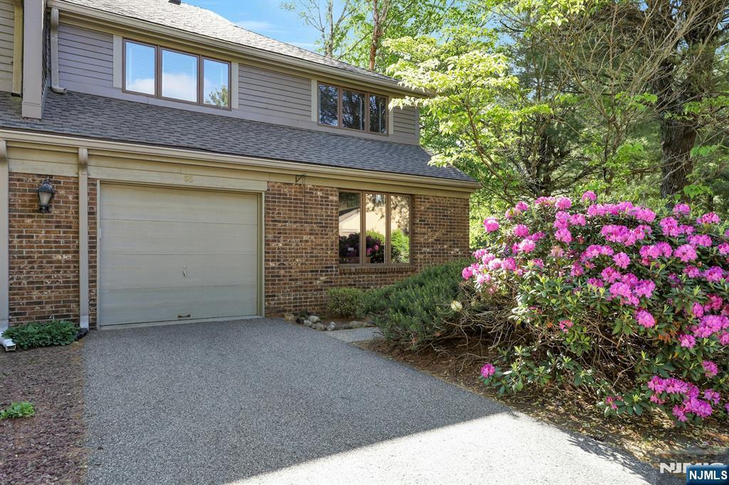 Property Photo:  65 Cummings Court  NJ 07430 