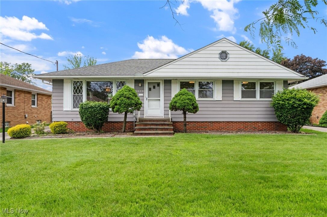 Property Photo: 6444 Alexandria Drive OH 44130