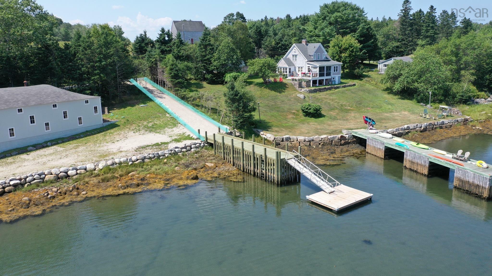 Property Photo: 24 Oak Hill Lane NS B0J 1K0