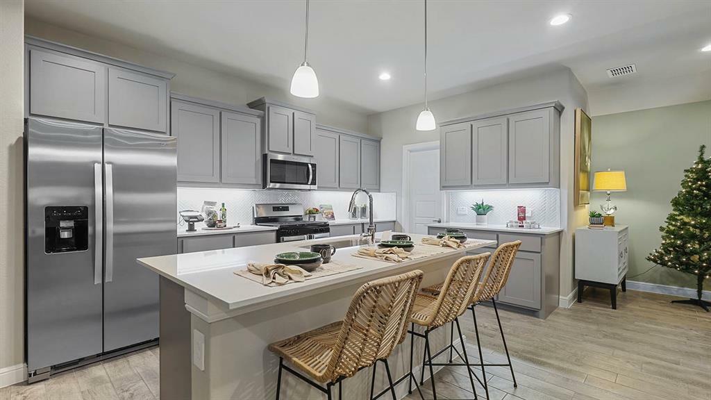 Property Photo: 4237 Cornerstone Circle TX 76048