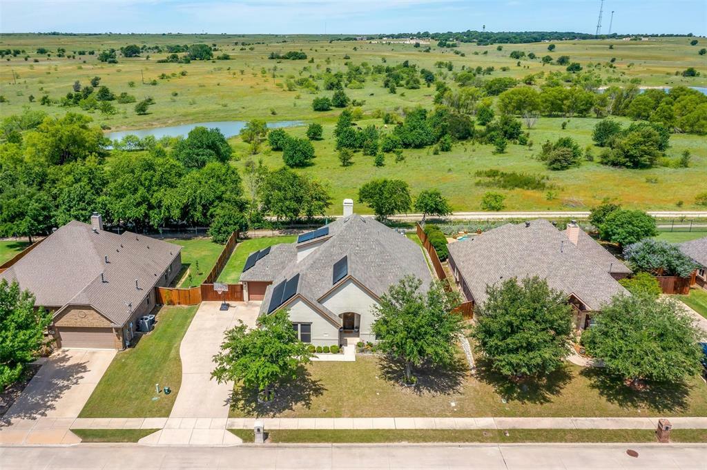 Property Photo: 12117 Yarmouth Lane TX 76108