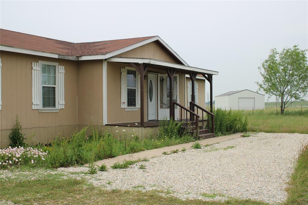 Property Photo: 9500 County Road 136A TX 75161