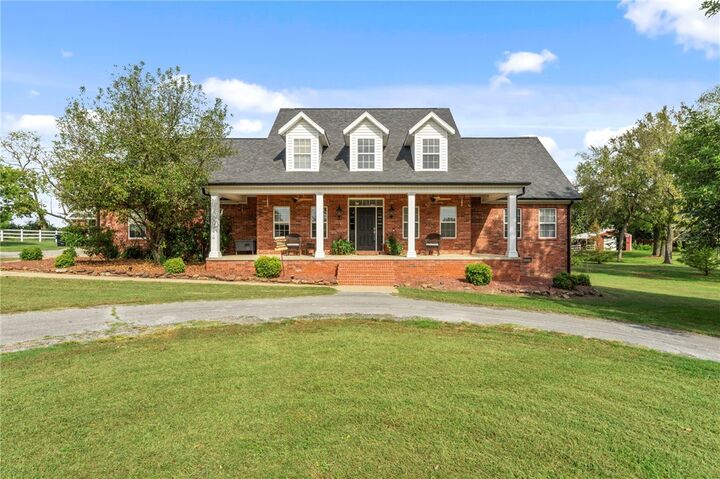Property Photo: 4587 Garrett Road AR 72758