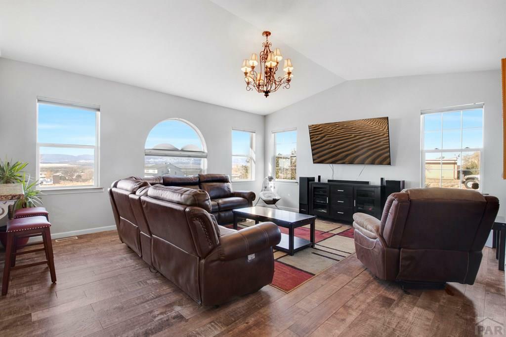 Property Photo: 946 Greenway Ave CO 81007