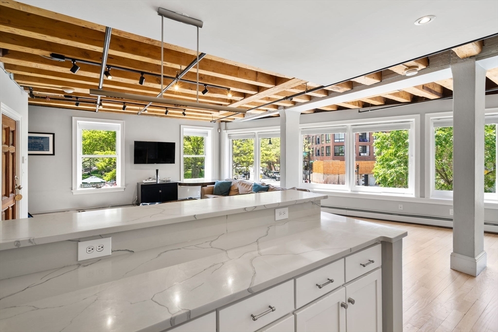 Property Photo: 33 Commercial Wharf 33A MA 02110