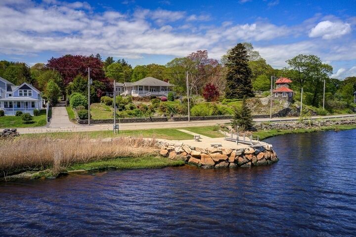 Property Photo:  2386 Pleasant  MA 02715 