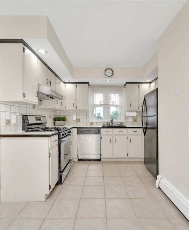 Property Photo:  131 Beacon St 4  MA 02150 