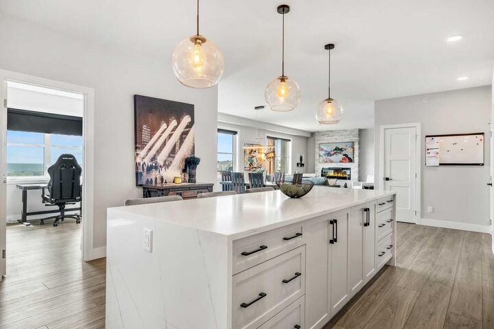 Property Photo:  8355 19 Avenue SW 409  AB T3H 6G3 