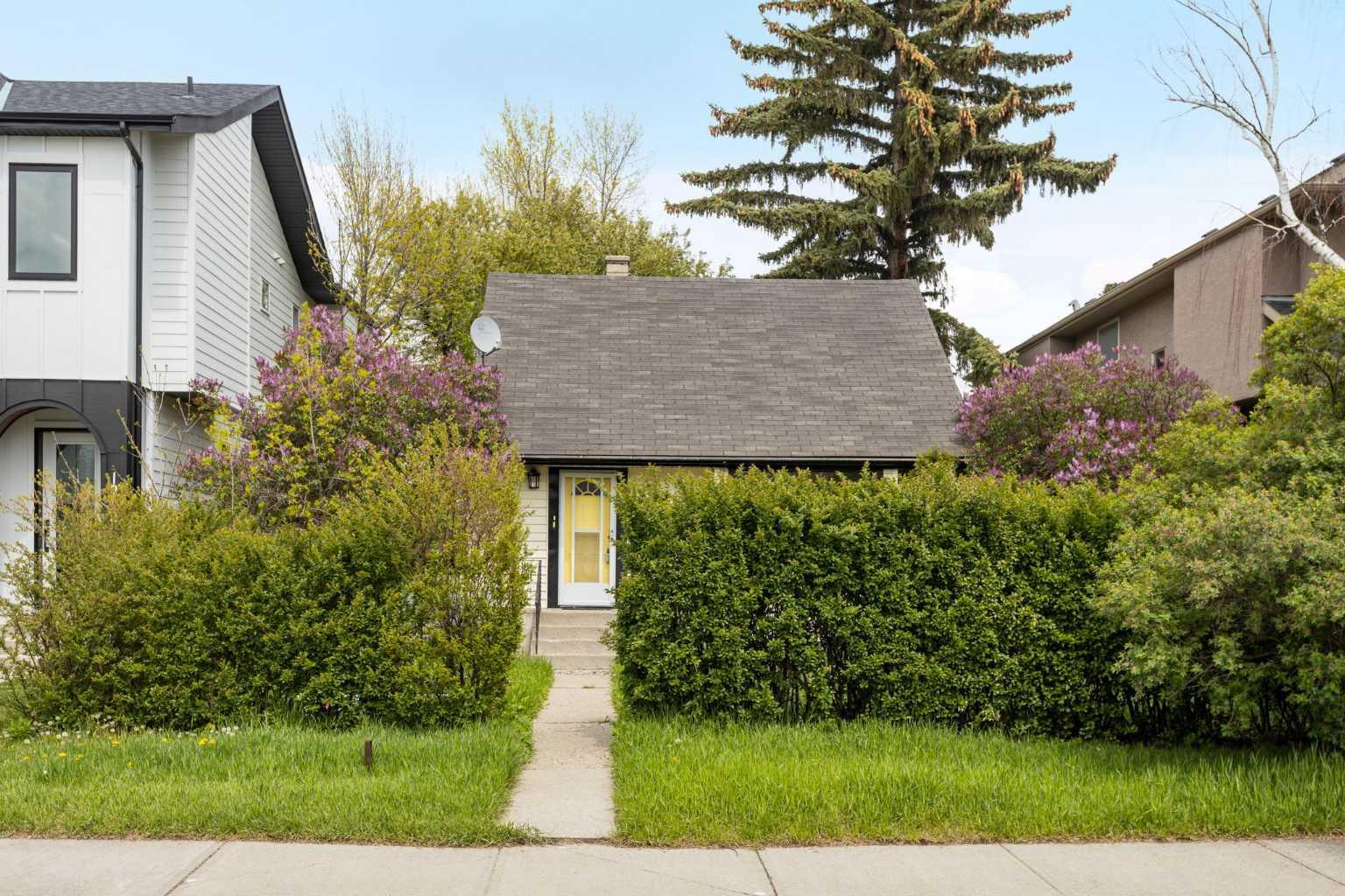 Property Photo: 1206 Regal Crescent NE AB T2E 5H3