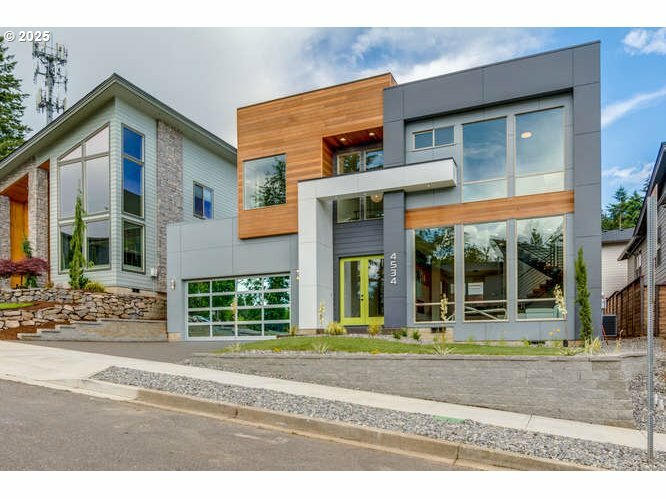 Property Photo: 15 Hood St WA 98607