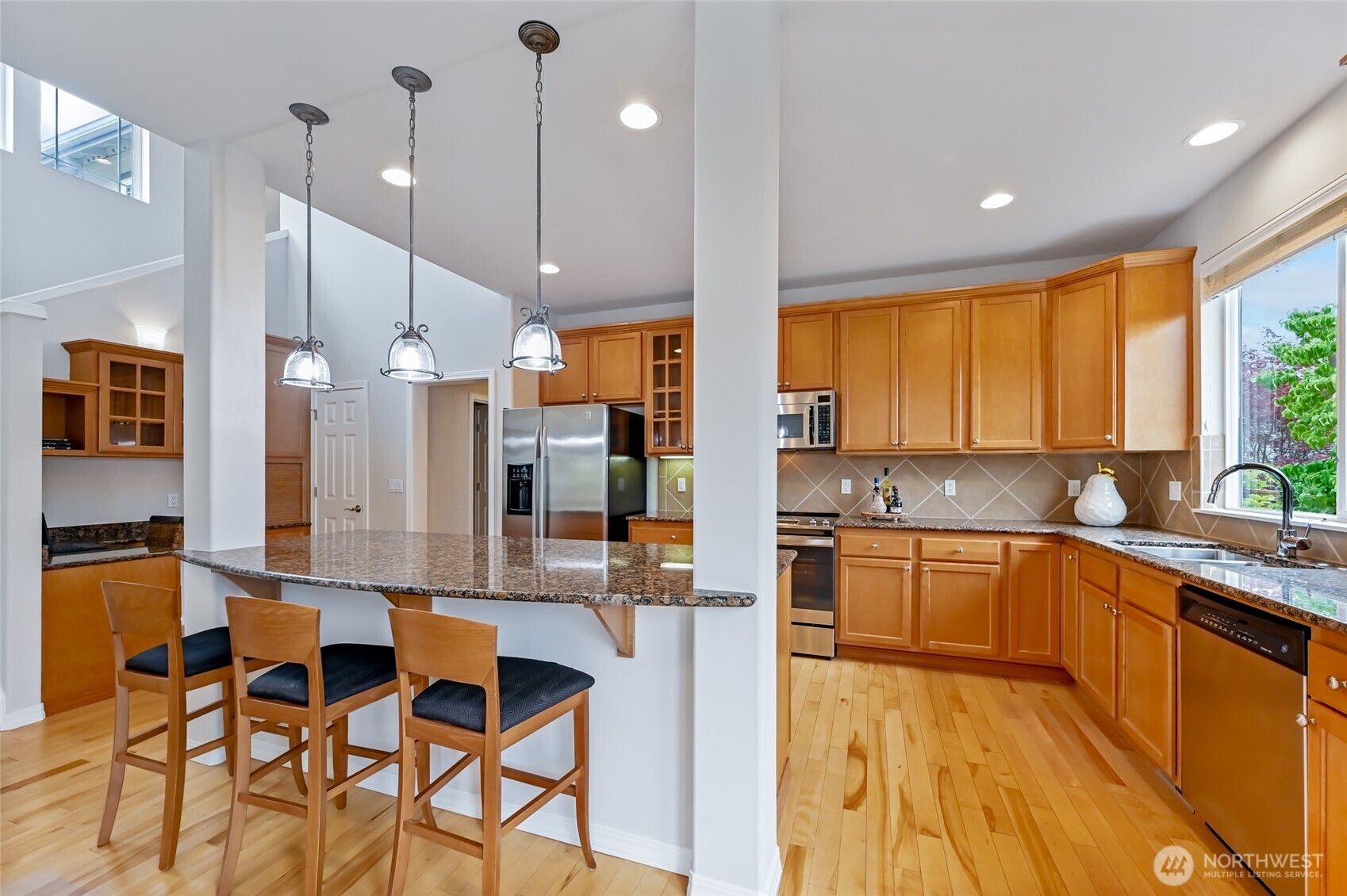 Property Photo:  12418  232nd Way NE  WA 98053 