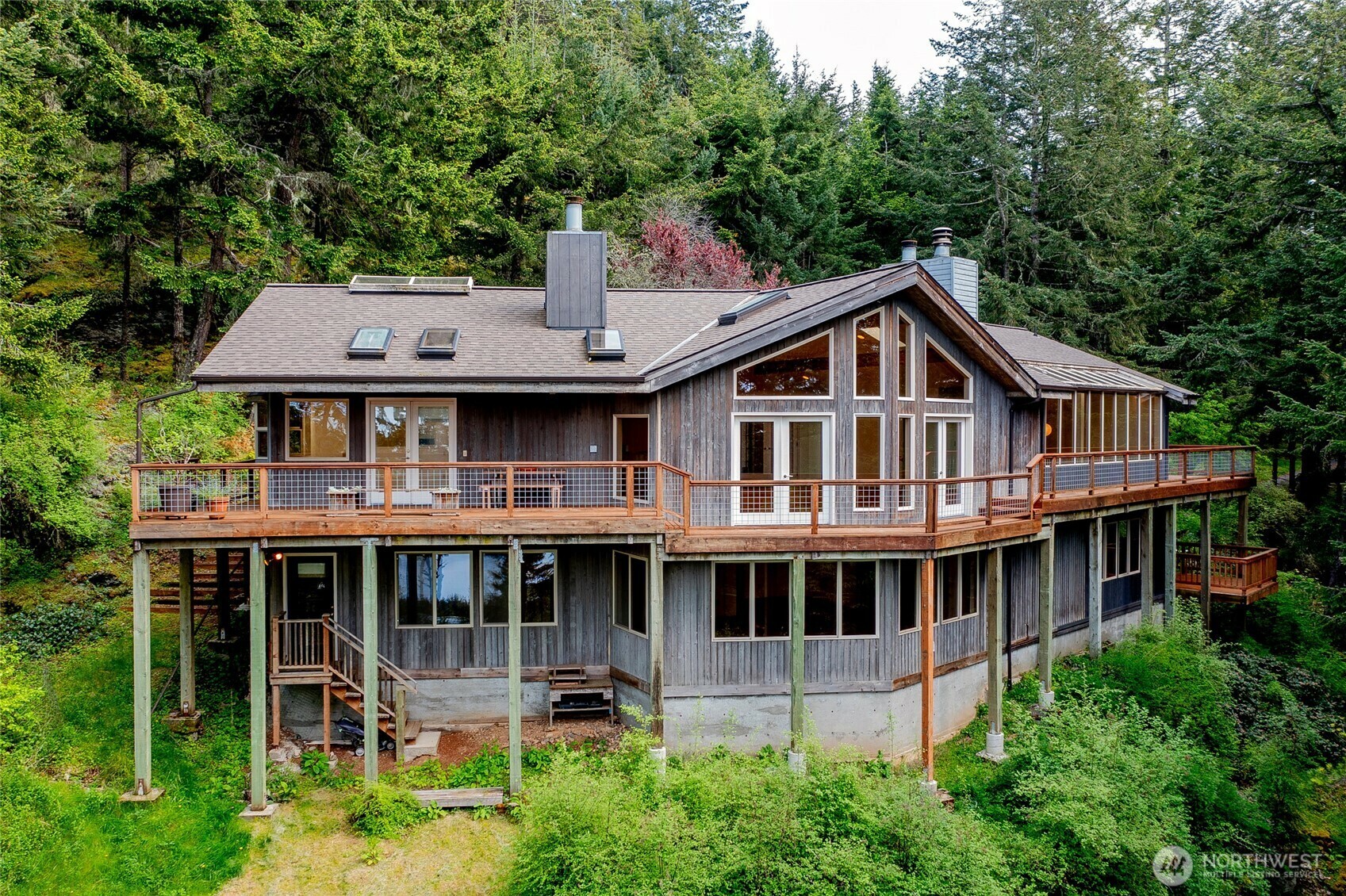 Property Photo: 121 Switchback Road WA 98245