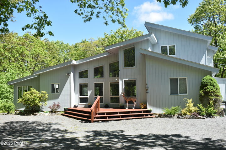 140 Long Ridge Drive  Lords Valley PA 18428 photo