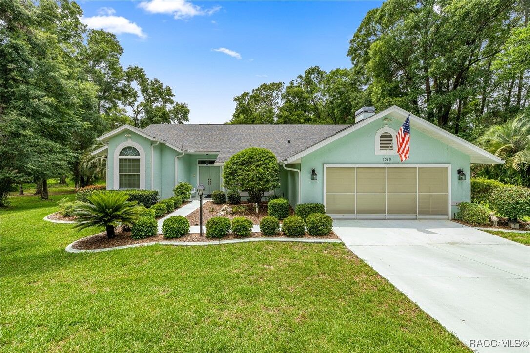 Property Photo: 9530 SW 189th Court FL 34432