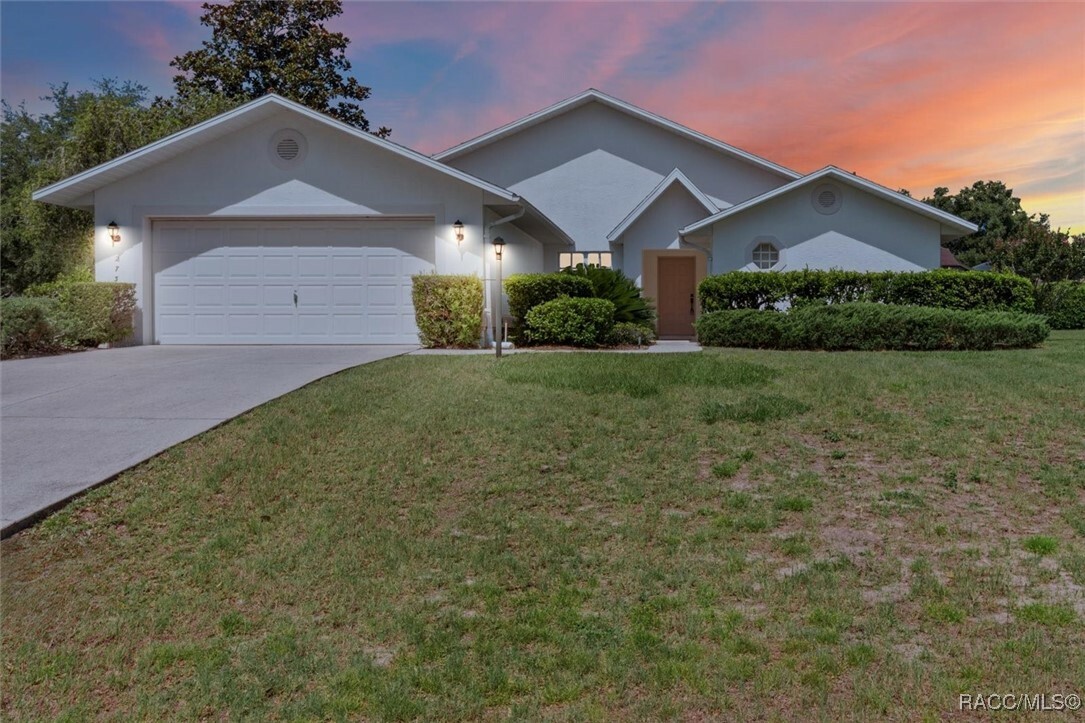 Property Photo:  2739 N Brentwood Circle  FL 34461 