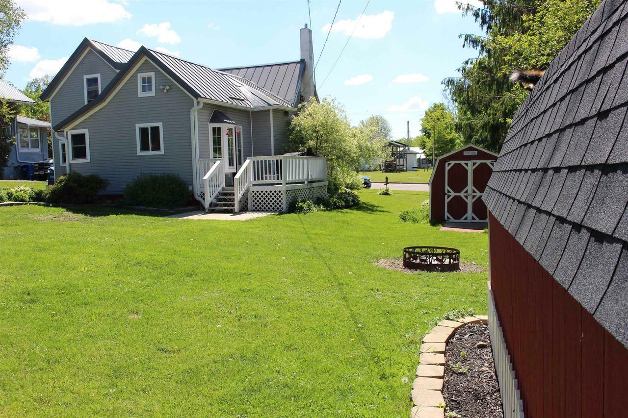 Property Photo: 721 Field Avenue WI 54634