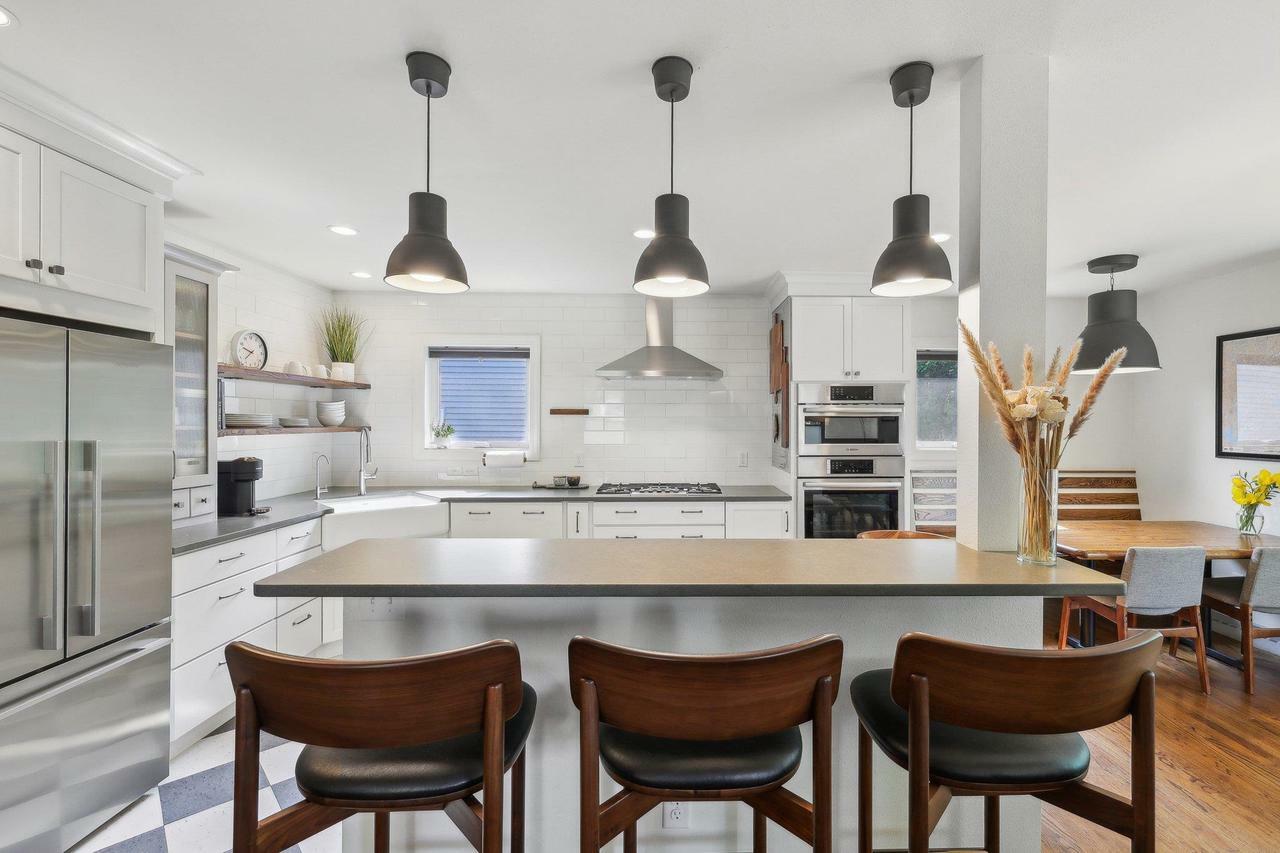 Property Photo: 3910 Birch Avenue WI 53711