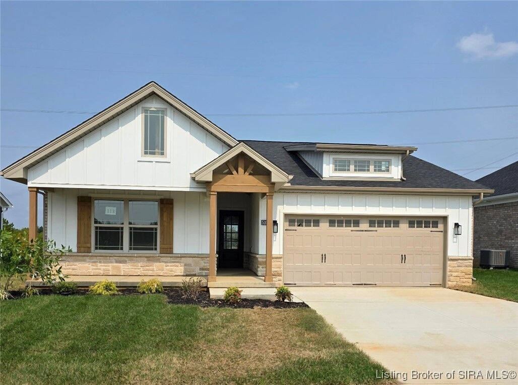 Property Photo: 5109 Woodstone Circle IN 47130