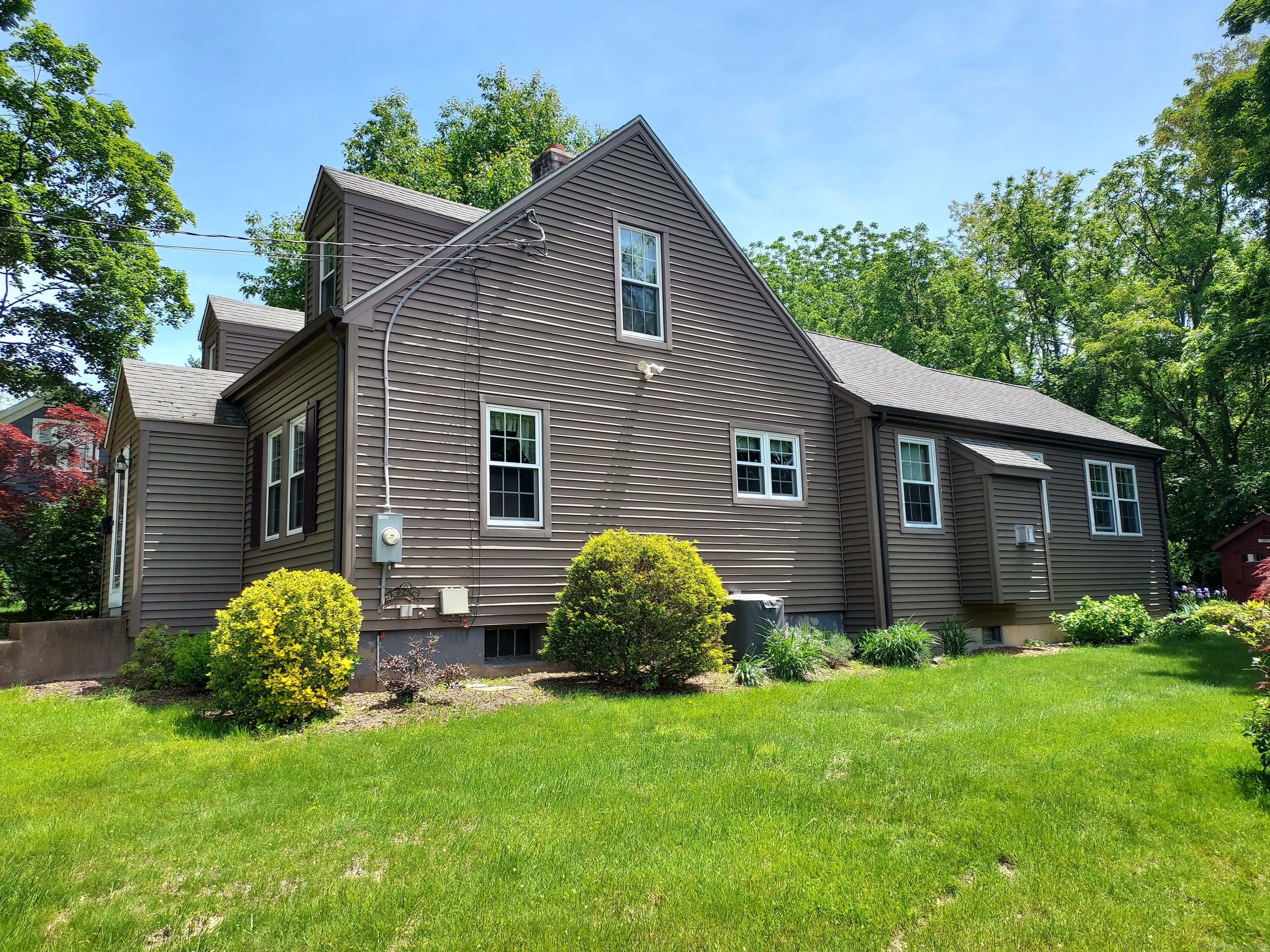 Property Photo: 50 Clinton Street CT 06033