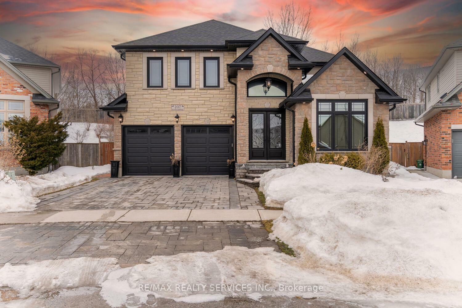 Property Photo: 207 Richmeadow Road ON N6H 5T3