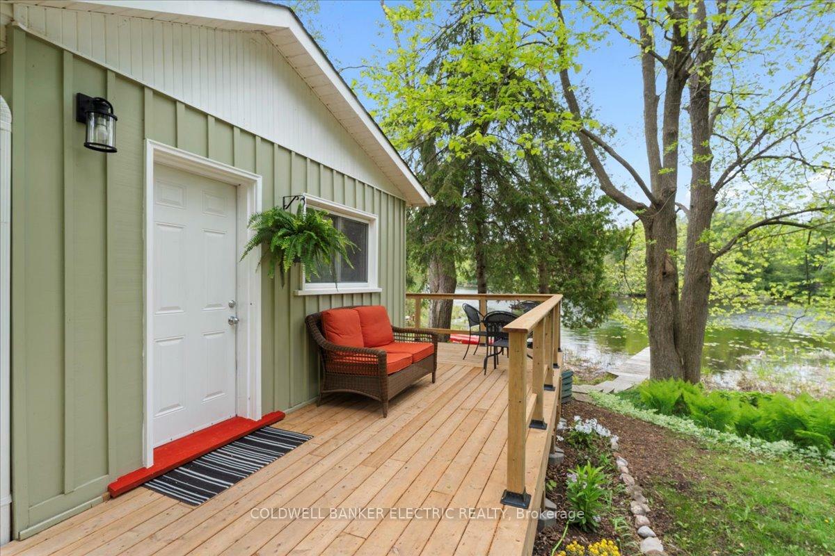 Property Photo: 979 Water Street ON K0L 3A0
