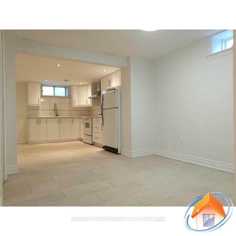 Property Photo: 20 Tansley Avenue ON M1J 1P3