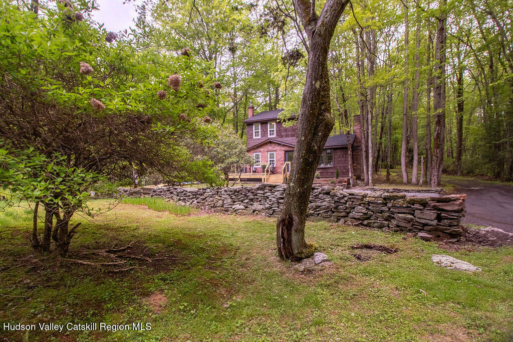 Property Photo: 22 Mt Laurel NY 12435