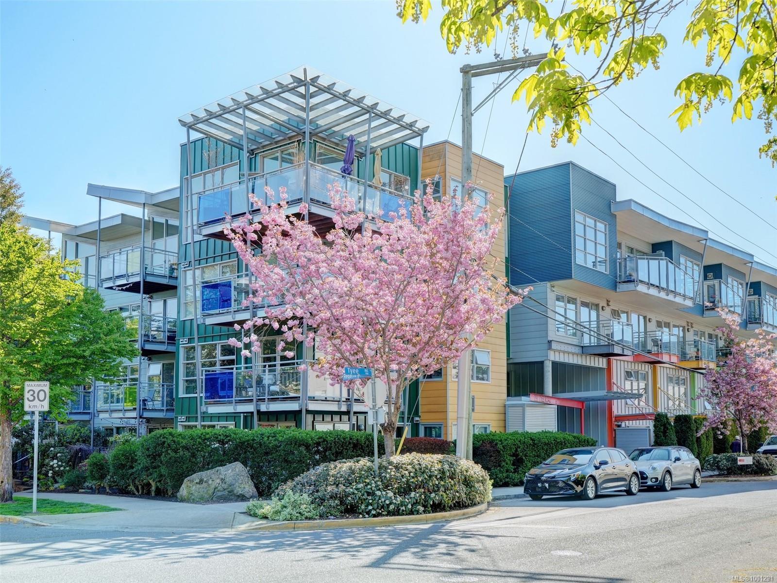 797 Tyee Rd 408  Victoria BC V9A 7R4 photo
